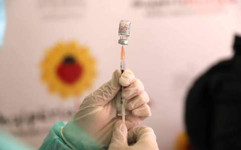 Vijon vaksinimi masiv- Manastirliu: Te shtunen vijne 40 mije doza te AstraZeneca